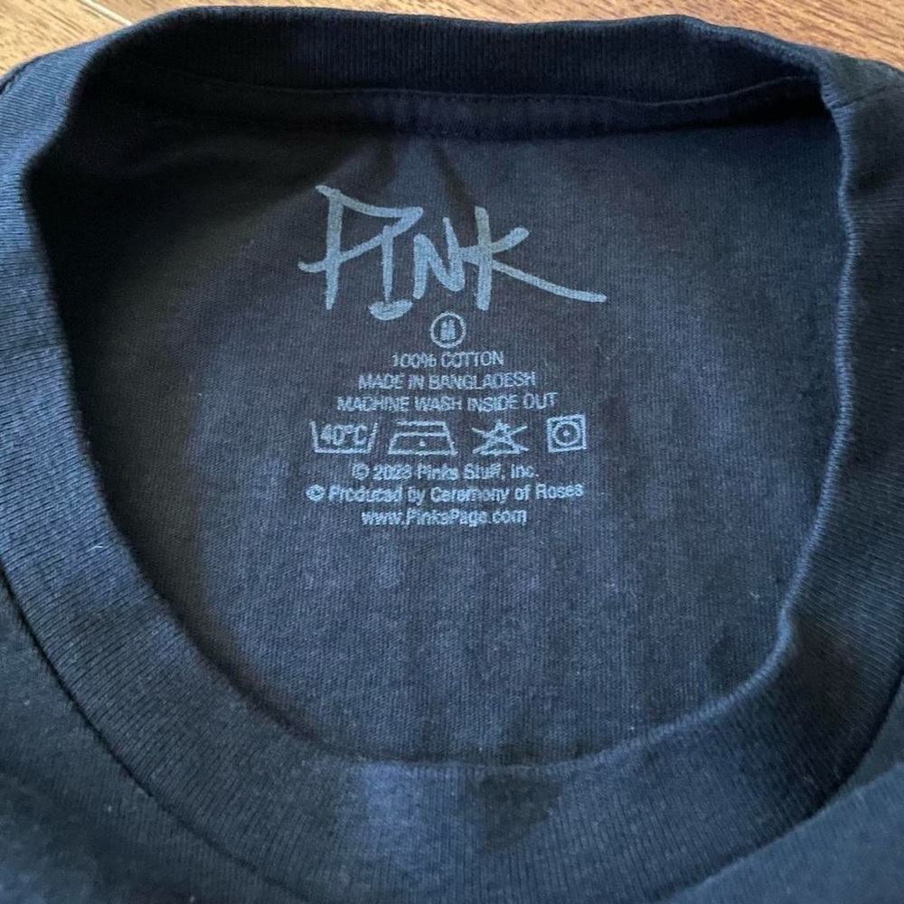 Pink Trustfall Tour Graphic Tee - Size M - Picture 5 of 8